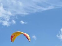 Il parapendio del Volo Libero a Palazzago: una domenica di festa