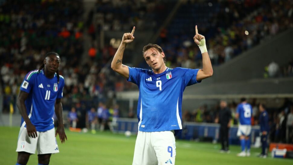 Assist e doppietta: Retegui riabbraccia Bergamo e trascina l’Italia alla cinquina